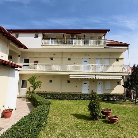 Anna Apartman *